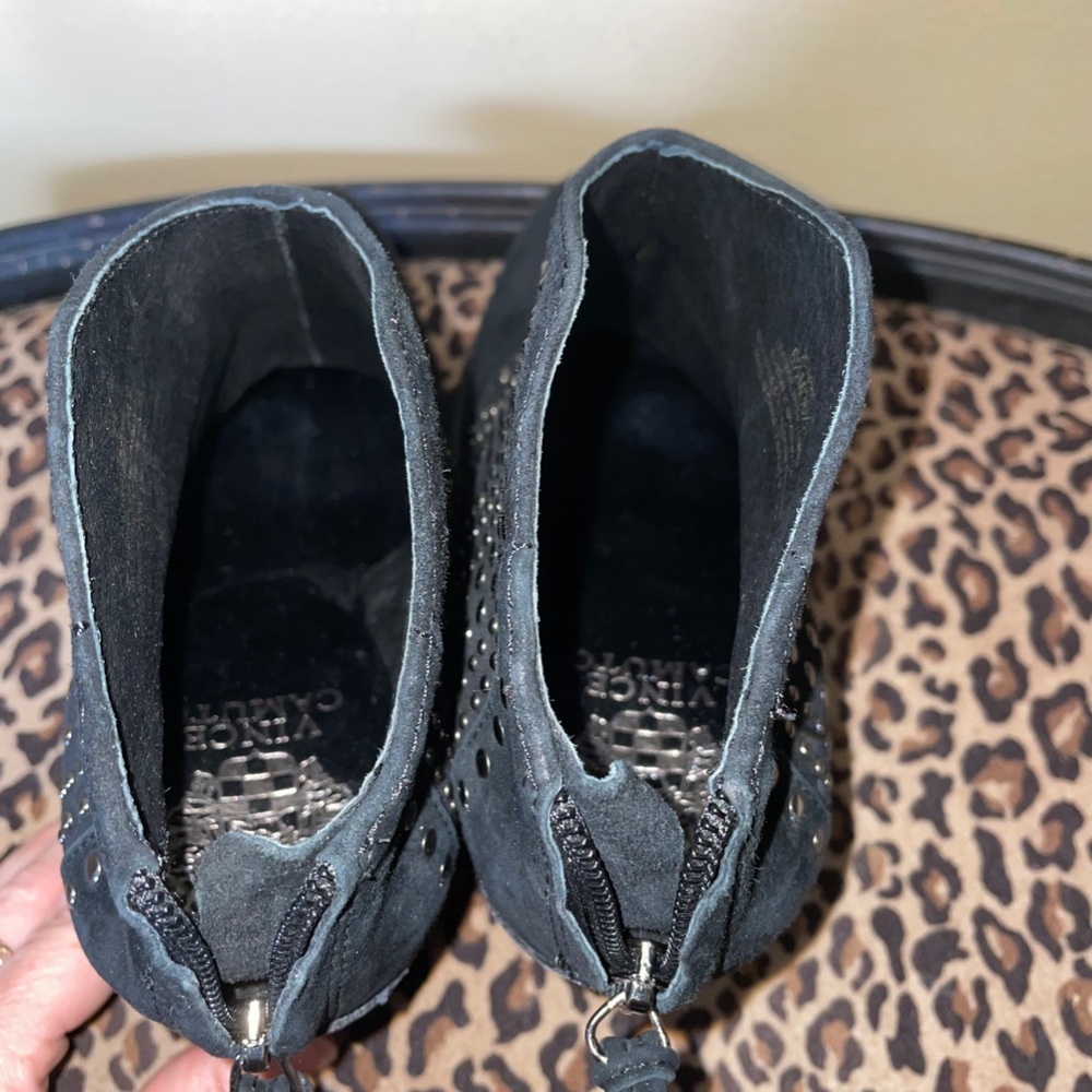 Vince Camuto “Tippie” Black Suede Leather Silver Stud Ankle Bootie Boots - Picture 11 of 16